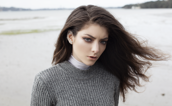 Lorde Drops New Single Green Light