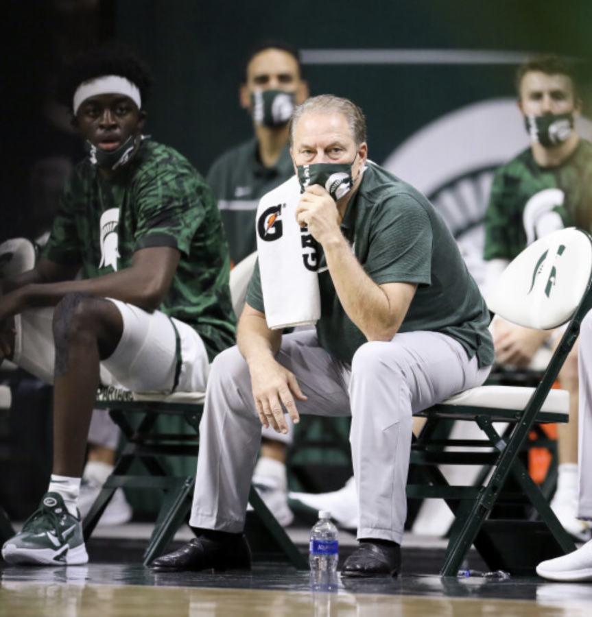 Tom+Izzo+and+Gabe+Brown+watch+as+MSU+takes+on+Eastern+Michigan%2FPhoto+credit%3A+MSU+Athletic+Communications%0A