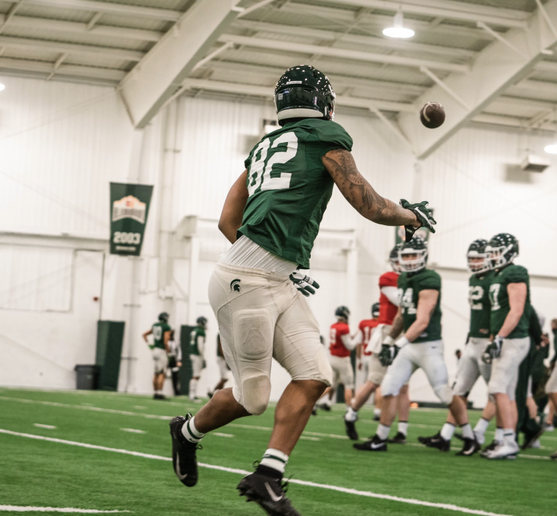 MSU+tight+end+Kameron+Allen+runs+a+route+during+fall+practice+in+2021%2F+Photo+Credit%3A+MSU+Athletic+Communications+%0A%0A%0A%0A