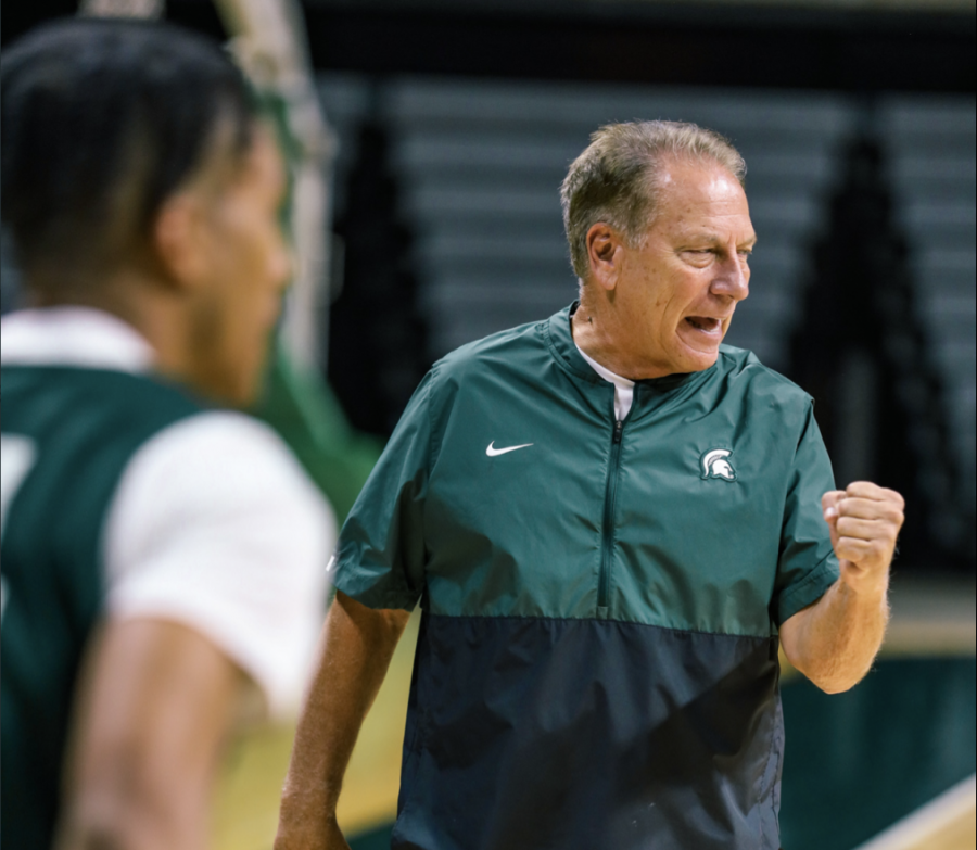 MSU+head+coach+Tom+Izzo+shouts+out+orders+during+the+first+day+of+2021+fall+practice%2F+Photo+Credit%3A+MSU+Athletic+Communications+