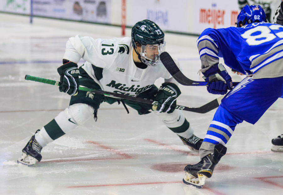 MSU forward Kristoff Papp prepares for a face-off in the Spartans 5-1 win over Air Force on Oct. 9, 2021/Photo Credit: Sarah Smith/WDBM