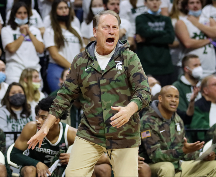 MSU head coach Tom Izzo vehemently disagrees with a call during the Spartans 90-46 win over Western Michigan on Nov. 12, 2021/ Photo Credit: Sarah Smith/WDBM