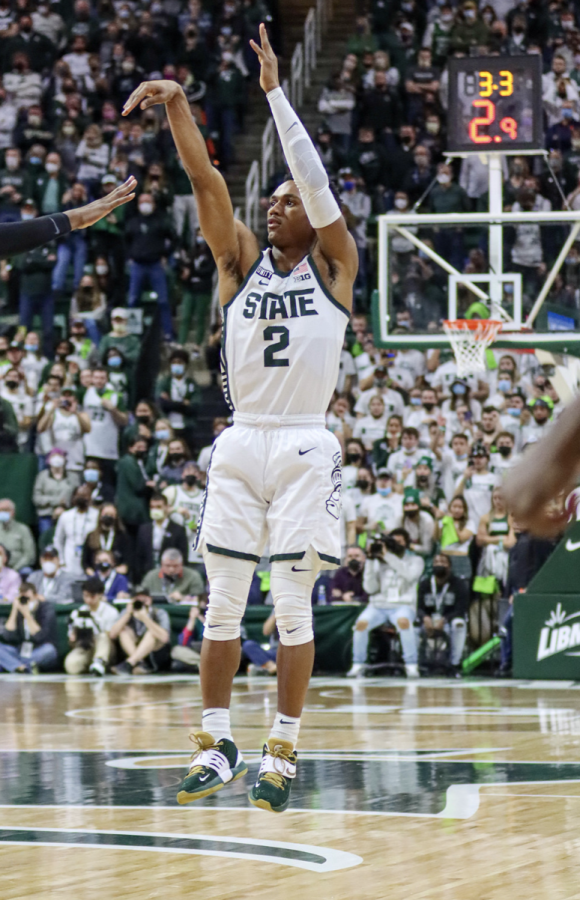 Michigan State mens basketball point guard Tyson Walker shoots the game-winning 3-pointer against Purdue at the Breslin Center on Feb. 26, 2022/Photo Credit: Sarah Smith/WDBM
