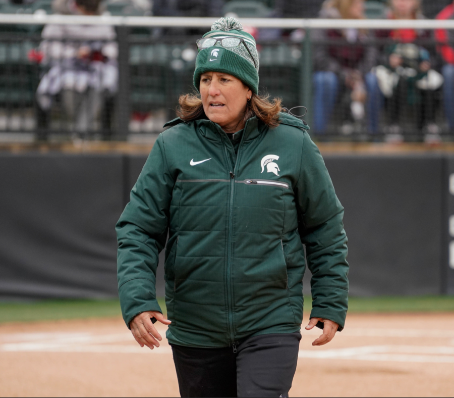 MSU+coach+Jacquie+Joseph+walks+during+the+Spartans+2-1+loss+to+Ohio+State+on+April+3%2C+2022%2F+Photo+Credit%3A+Sarah+Smith%2FWDBM