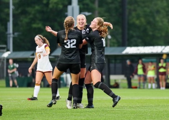 Courtney Koehler celebrates a goal with her teammates. Aug.26, 2022 Photo Credit: Sarah Smith/WDBM