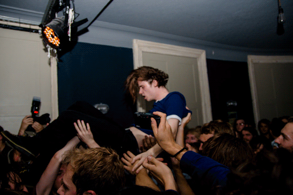 Chilli Jesson of Parquet Courts crowdsurfing in London
