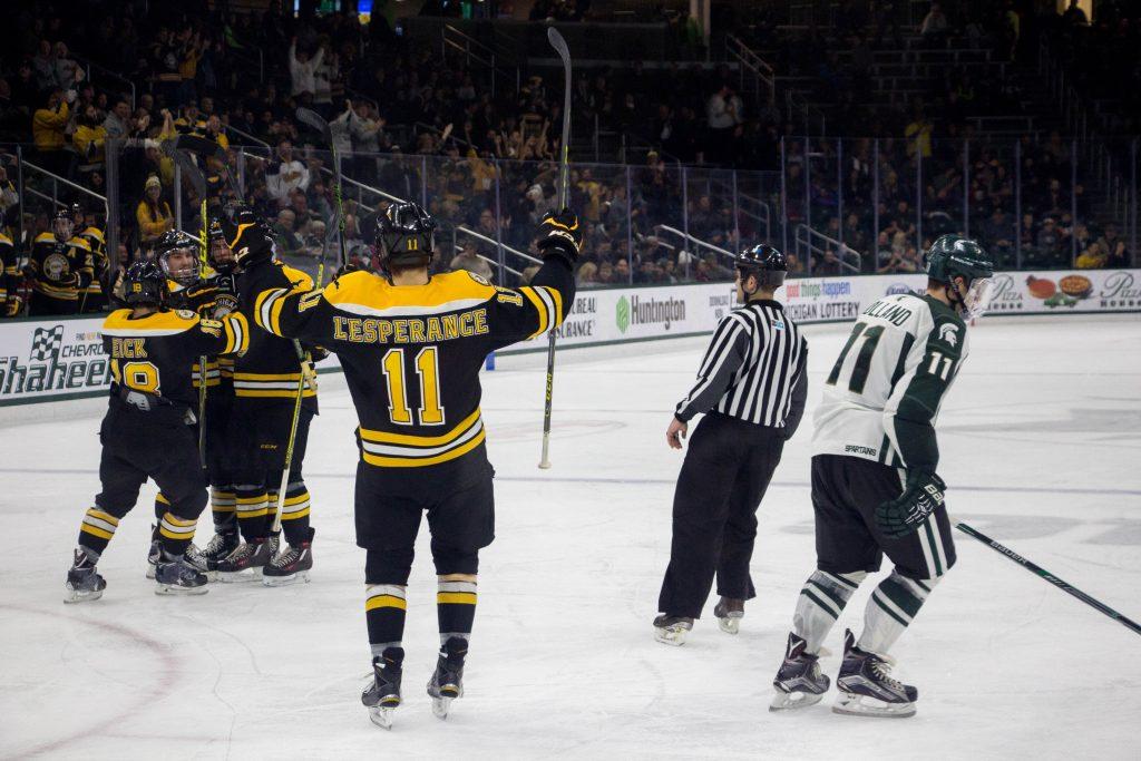 Spartans Unable to Complete Sweep, Fall 5-1 to Huskies