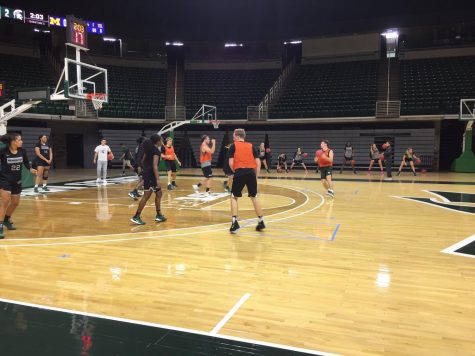 Womens basketball team in high spirits, healthy as official practice gets underway