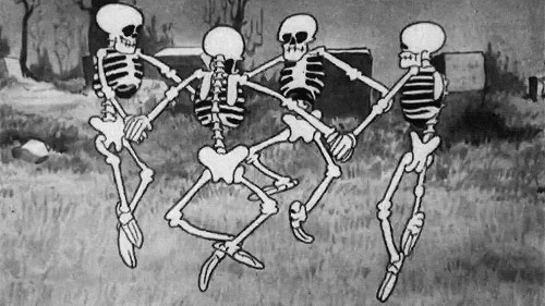 Rattled Bones | "Spooky Scary Skeletons" - Andrew Gold