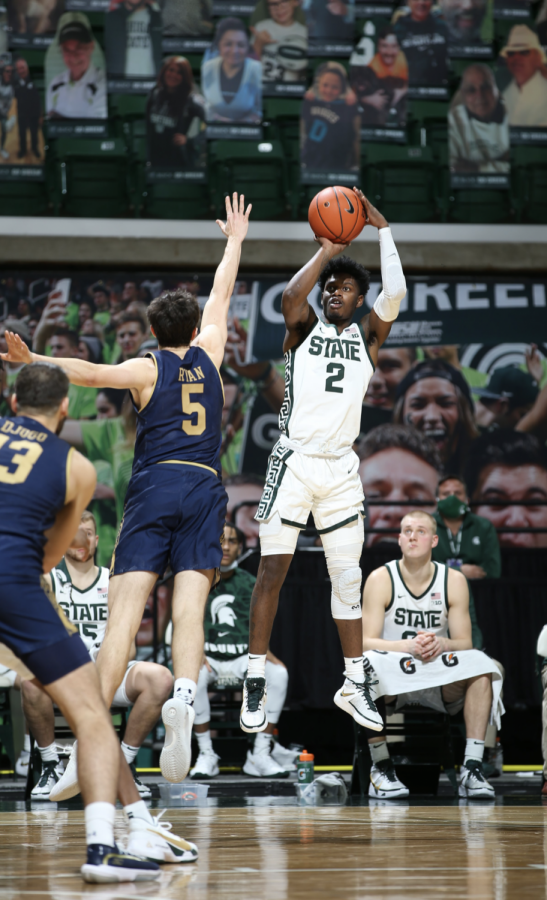 Rocket+Watts+attempts+a+jump+shot+over+Notre+Dame+guard+Cormac+Ryan%2FPhoto+credit%3A+MSU+Athletic+Communications