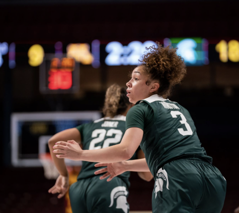 Alyza Winston asks for the ball against Minnesota/ Photo Credit: MSU Athletic Communications

