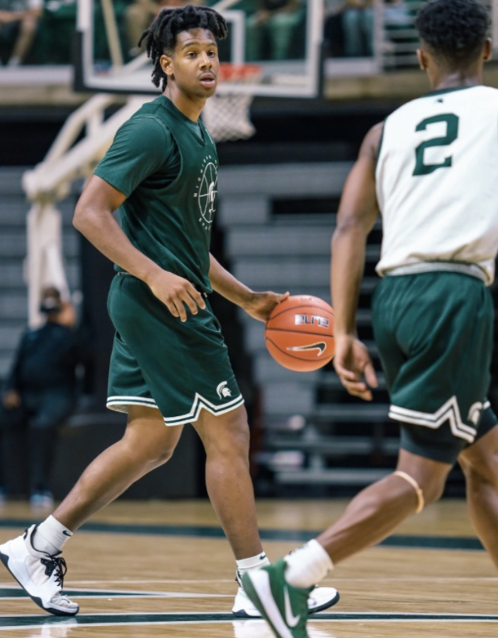 MSU+point+guard+A.J.+Hoggard+%2811%29+looks+for+an+open+teammate+as+he+is+guarded+by+fellow+point+guard+Tyson+Walker+%282%29%2F+Photo+Credit%3A+MSU+Athletic+Communications+