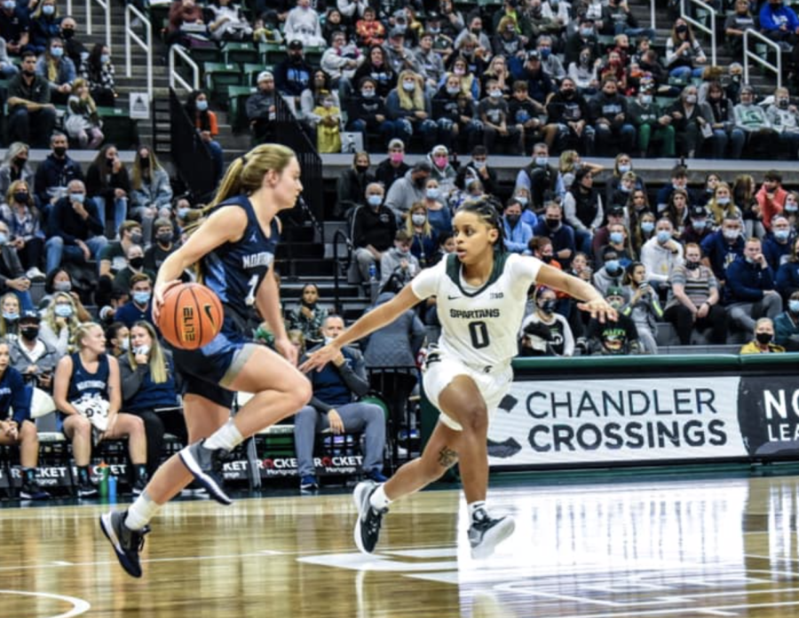 MSU+point+guard+Deedee+Hagemann+guards+the+point+in+the+Spartans+95-49+exhibition+win+over+Northwood+on+Oct.+31%2C+2021%2F+Photo+Credit%3A+MSU+Athletic+Communications+