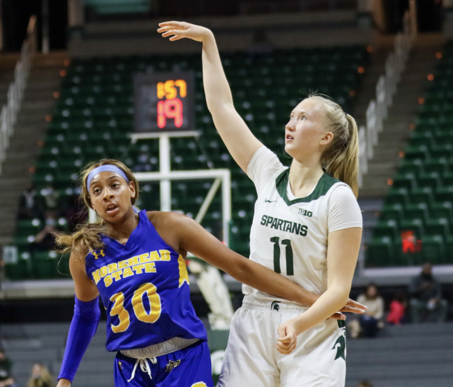 MSU+forward+Matilda+Ekh+attempts+a+jumpshot+during+the+Spartans+93-31+win+over+Morehead+State+on+Nov.+9%2C+2021%2F+Photo+Credit%3A+Sarah+Smith%2FWDBM