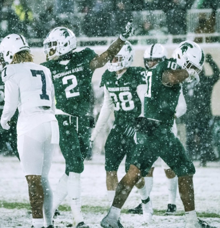MSU+linebacker+Maa+Gaoteote+%2810%29+makes+a+special+teams+tackle+during+the+Spartans+30-27+win+over+Penn+State+on+Nov.+27%2C+2021%2F+Photo+Credit%3A+MSU+Athletic+Communications+