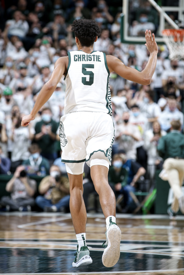 MSU+guard+Max+Christie+cans+a+3-pointer+in+the+Spartans+73-64+win+over+Louisville+on+Dec.+1%2C+2021%2F+Photo+Credit%3A+MSU+Athletic+Communications