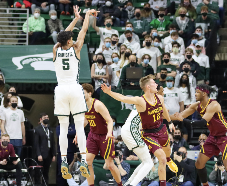 MSU+forward+Max+Christie+attempts+a+jumper+in+the+Spartans+71-69+win+over+Minnesota+on+Jan.+12%2C+2021%2F+Photo+Credit%3A+Sarah+Smith%2FWDBM