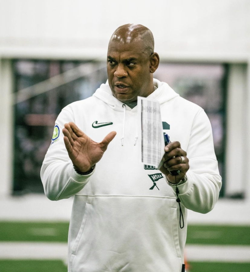 MSU head coach Mel Tucker talks with his team during a 2022 offseason training session/ Photo Credit: MSU Athletic Communications
