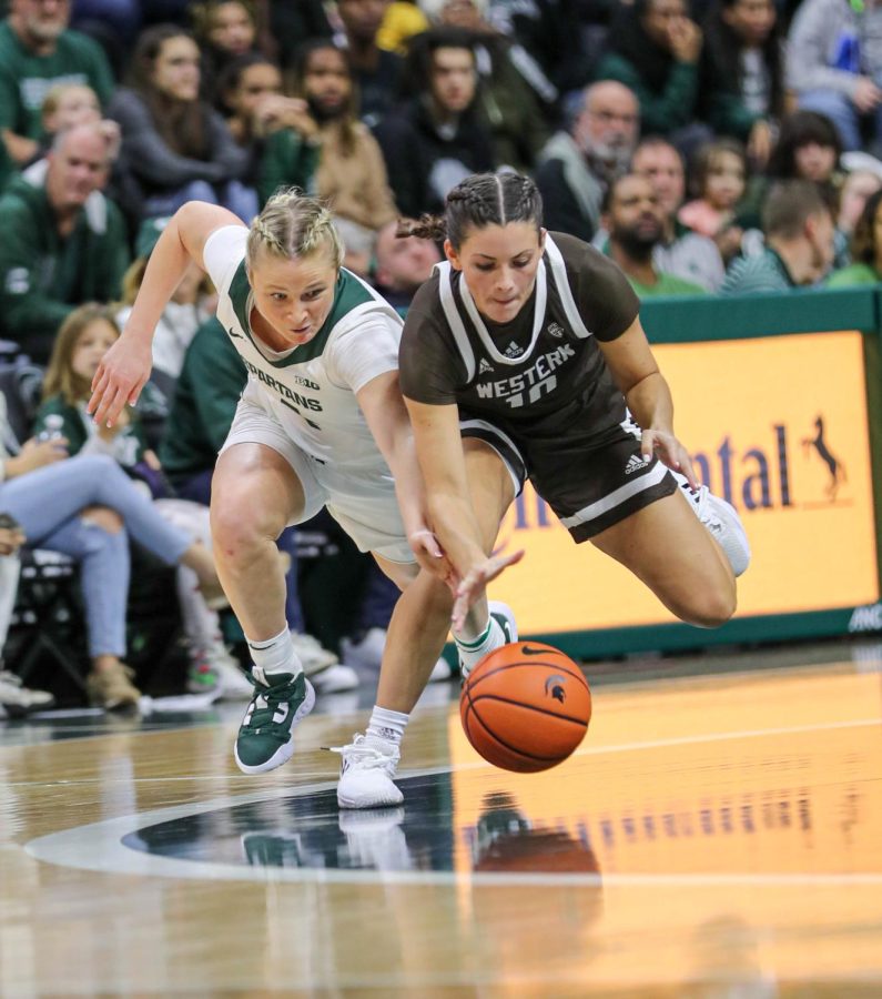 Theryn Hallock dives for a ball during Michigan States 97-49 victory over Western Michigan on November 13, 2022. Photo Credit: Sarah Smith/WDBM