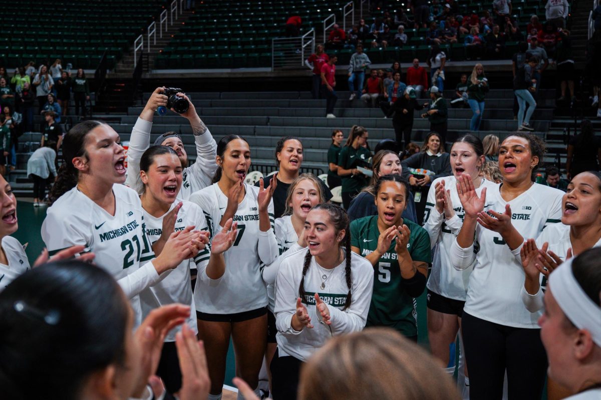 MSU volleyball post-game huddle on Sept. 6 versus Western Kentucky