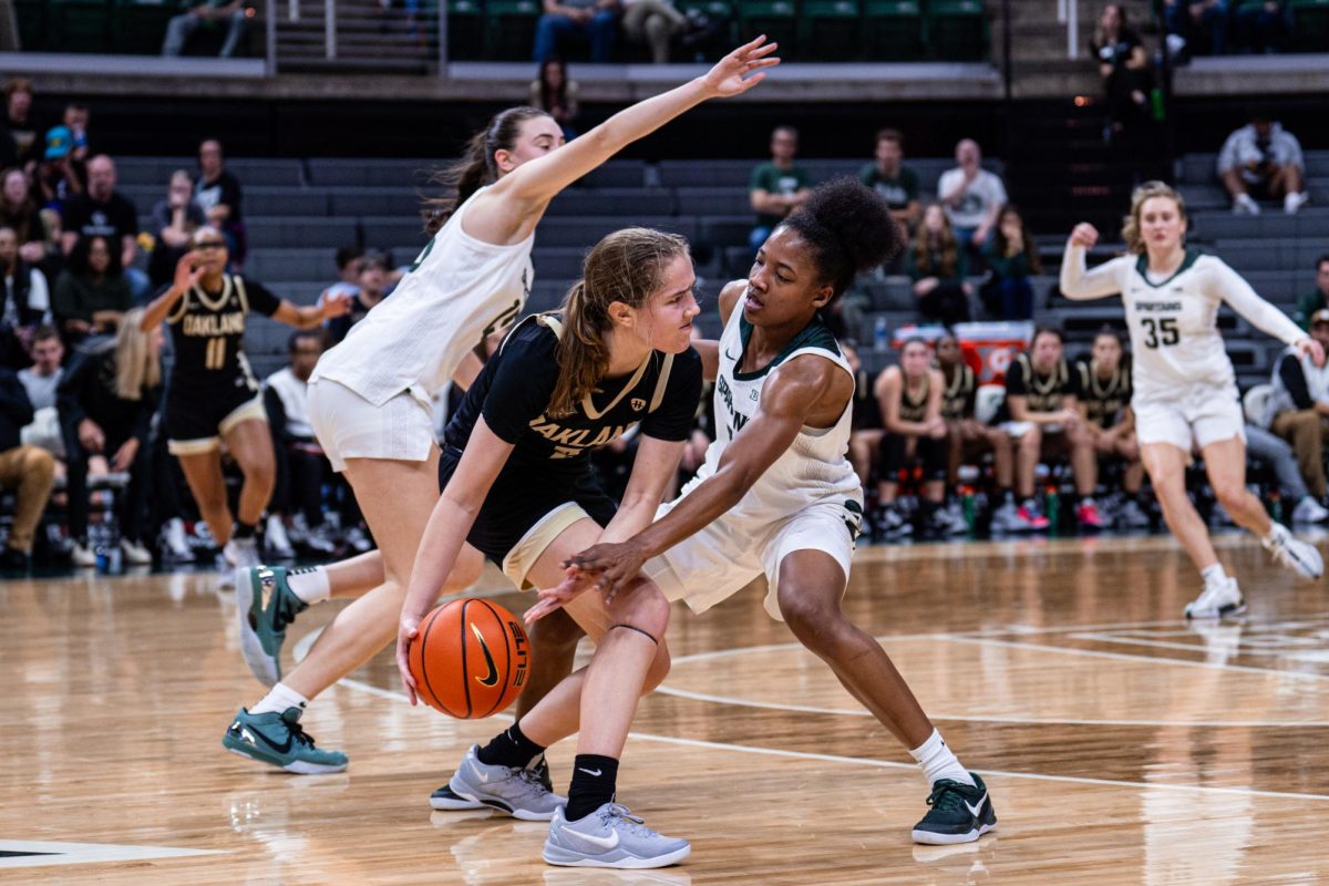 MSU women's basketball forces Oakland into a double team during their 65-point victory over the Golden Grizzlies (East Lansing, Nov. 5, 2024).